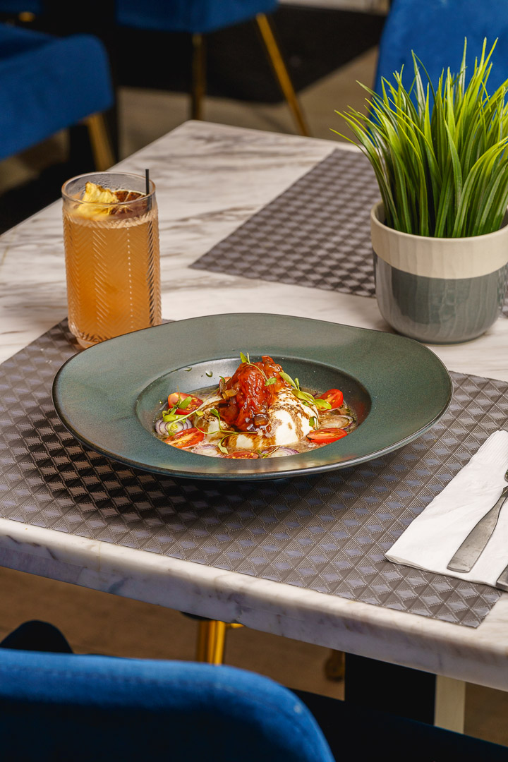 Burrata & Tomato (Lunch - Salads)